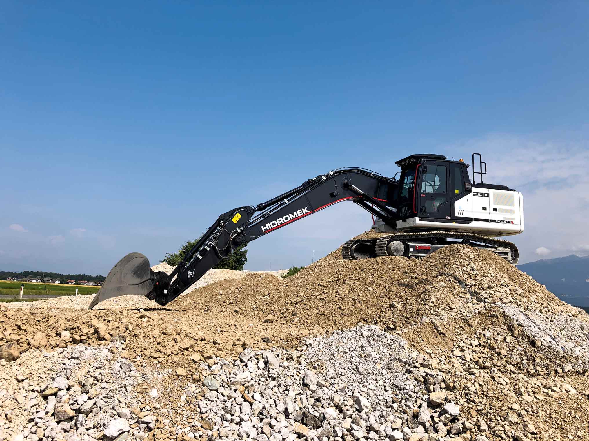 Hidromek HMK 230LC H4 - Image 3